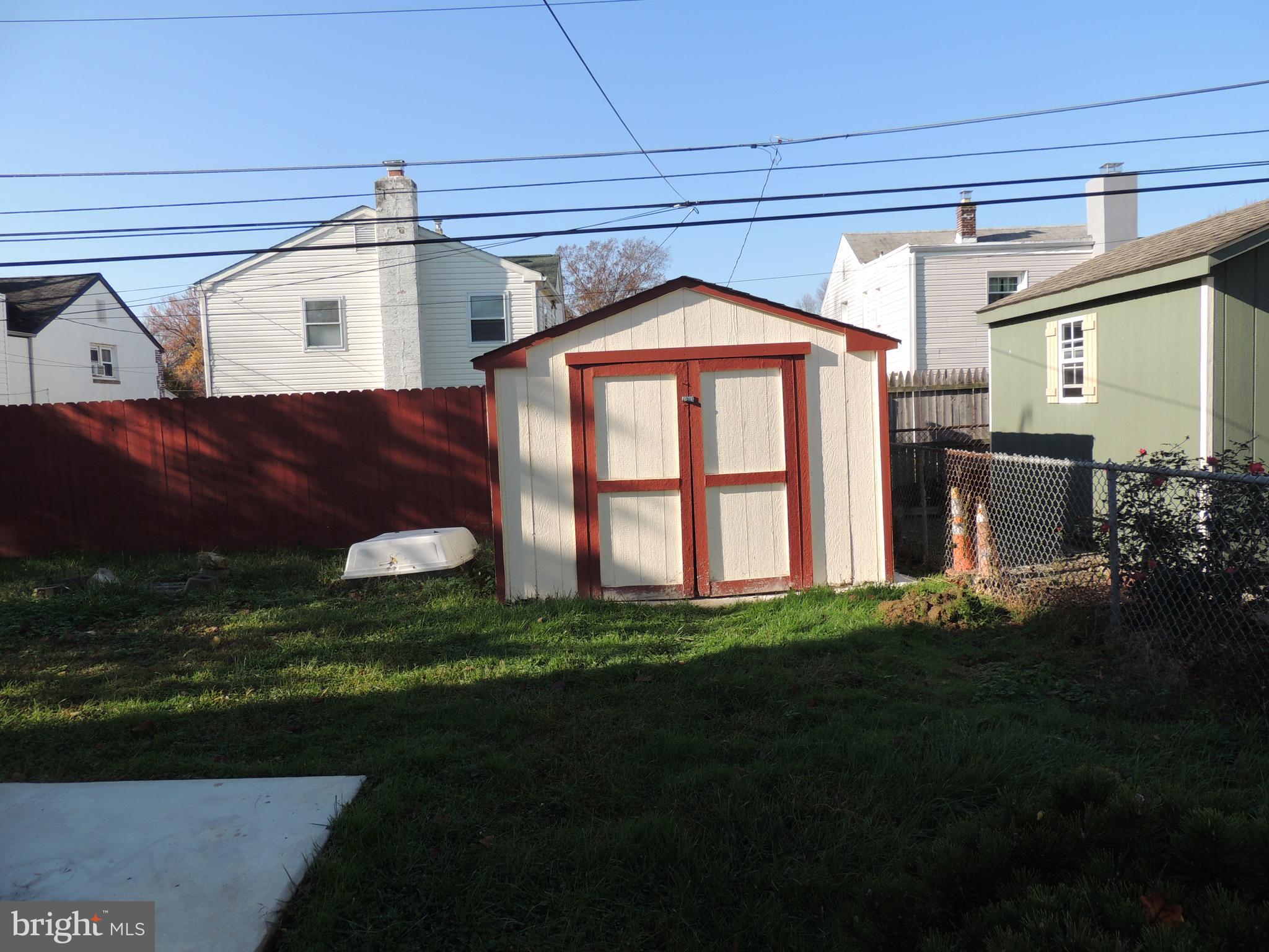 845 Quaint Street Secane, PA 19018 - Photo 11 of 33