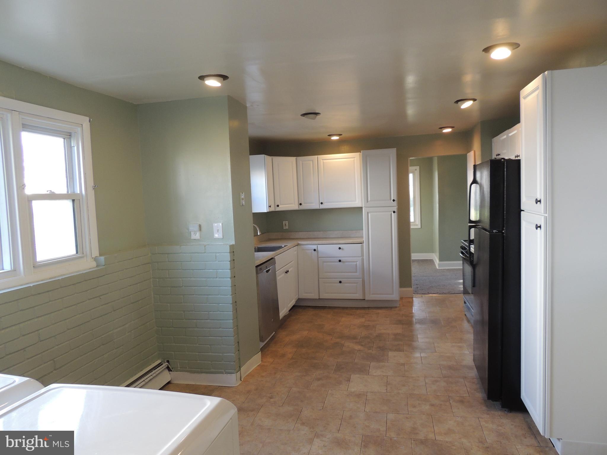 845 Quaint Street Secane, PA 19018 - Photo 16 of 33