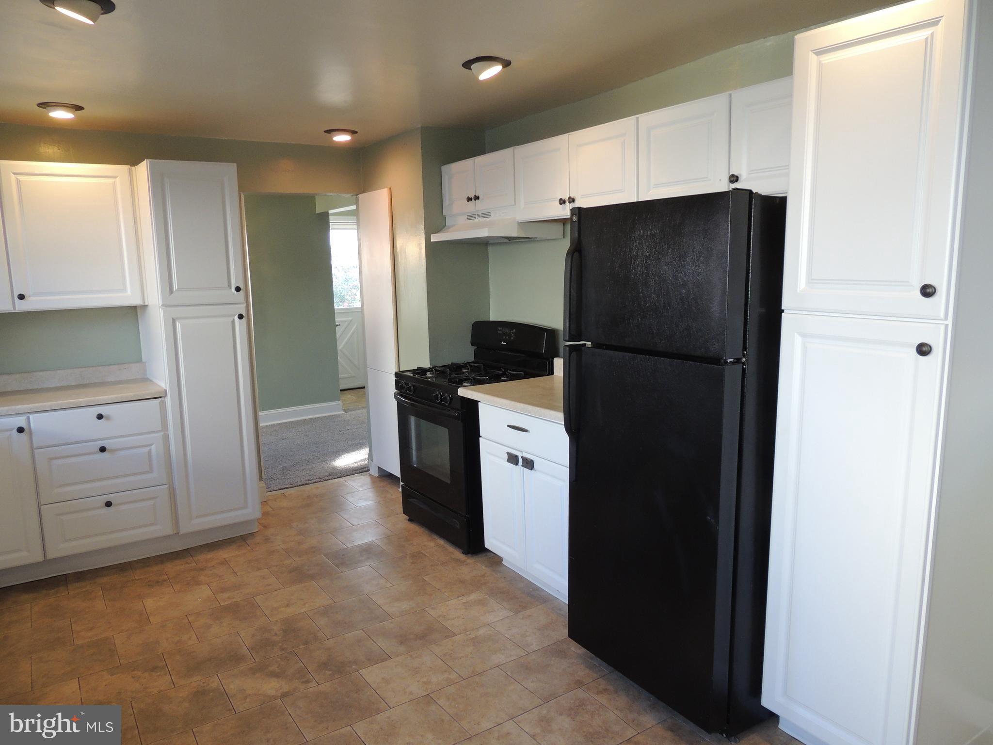 845 Quaint Street Secane, PA 19018 - Photo 18 of 33