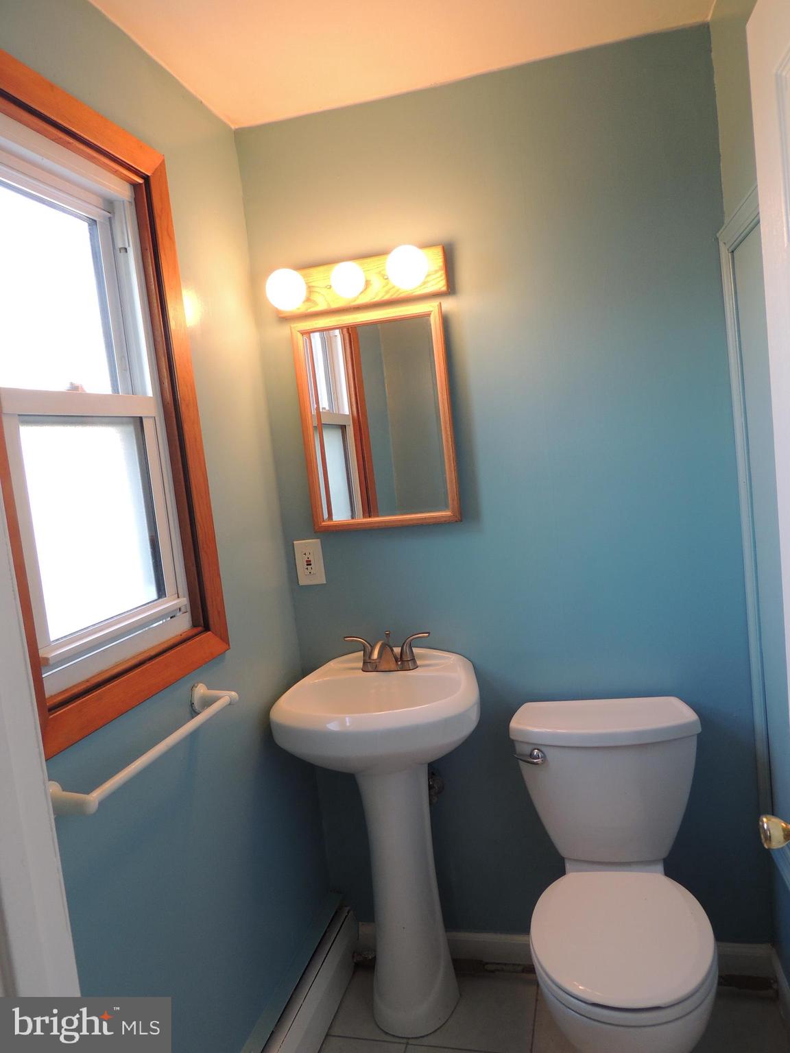 845 Quaint Street Secane, PA 19018 - Photo 22 of 33