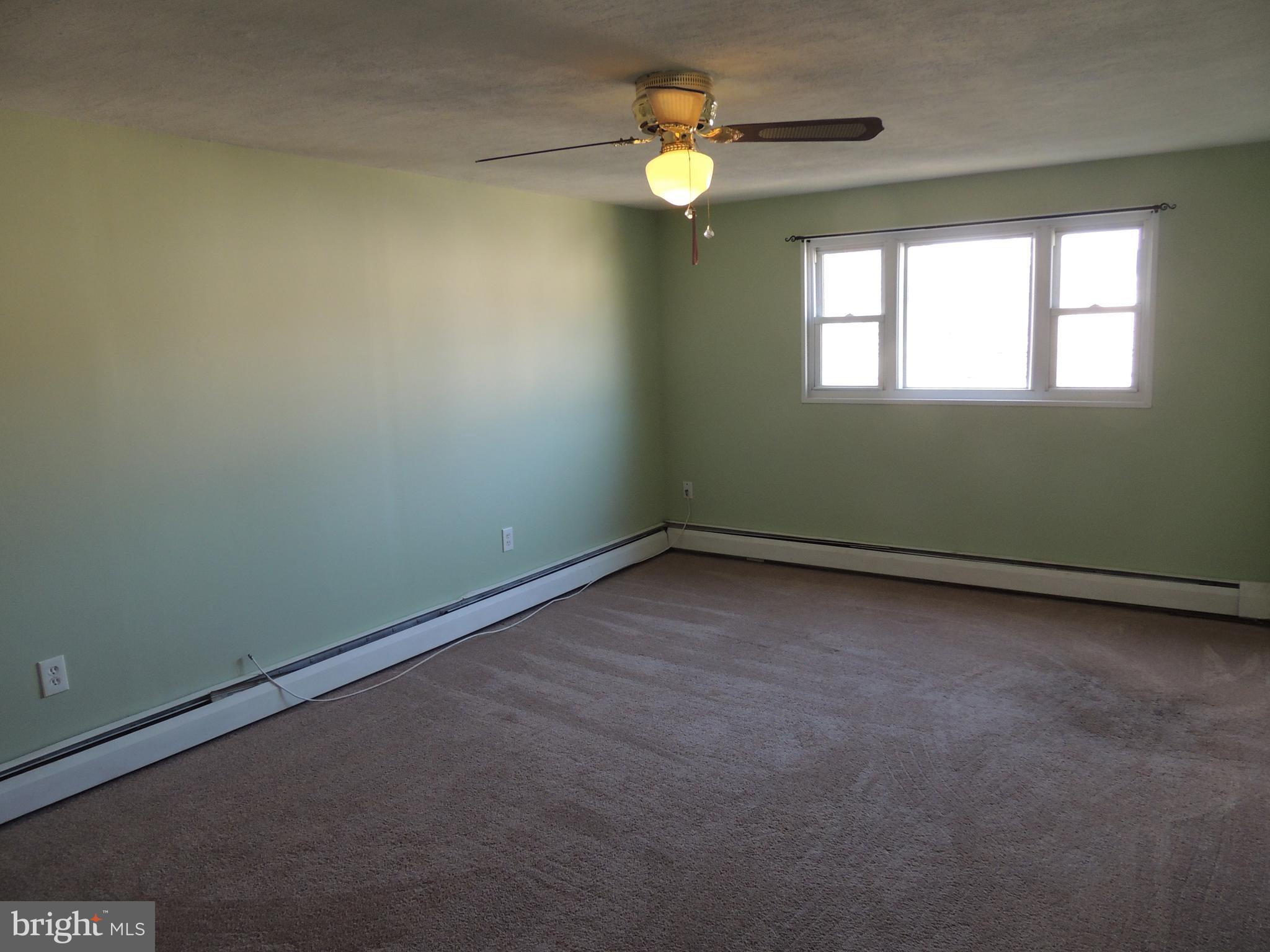 845 Quaint Street Secane, PA 19018 - Photo 26 of 33