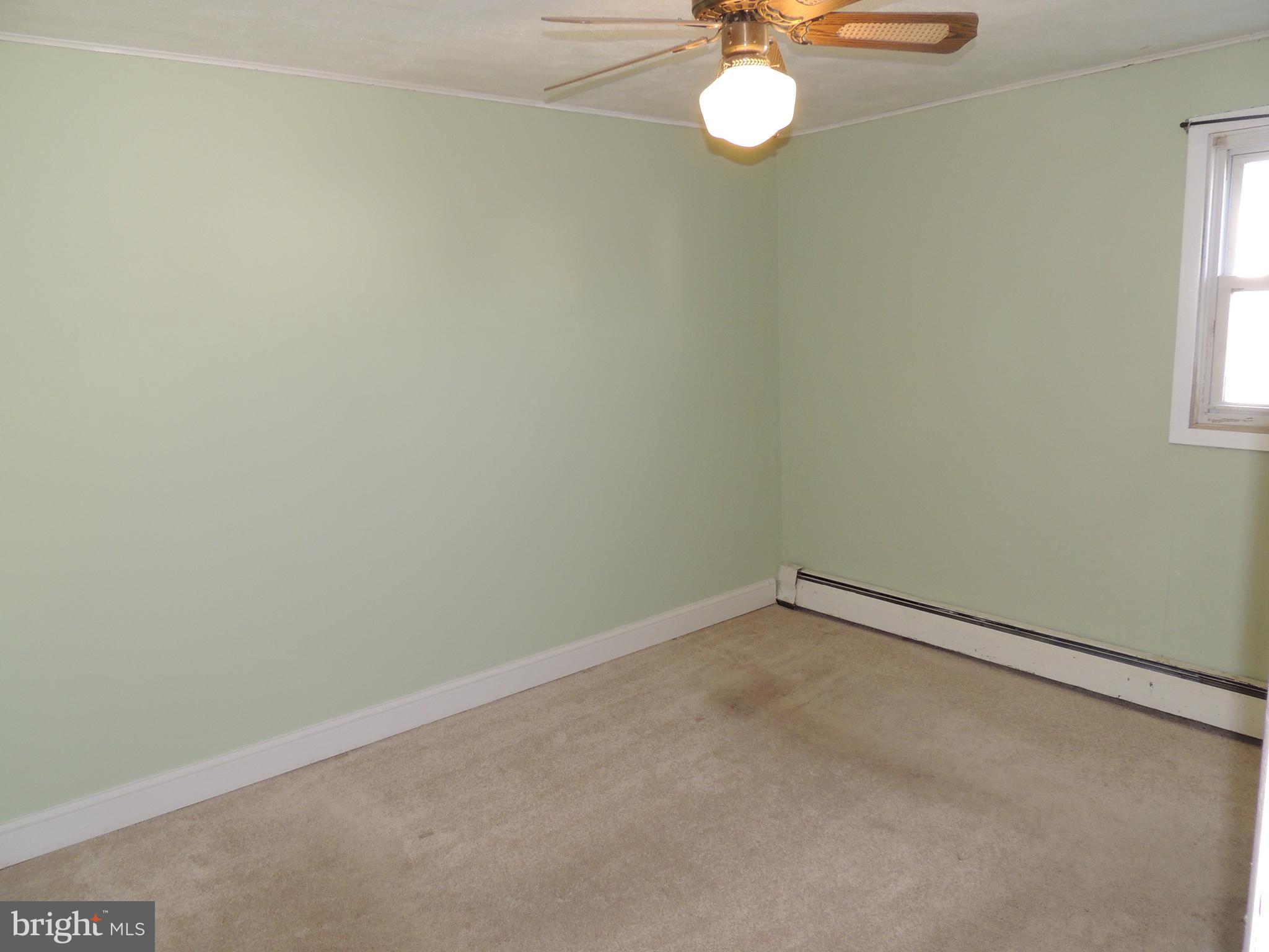 845 Quaint Street Secane, PA 19018 - Photo 27 of 33