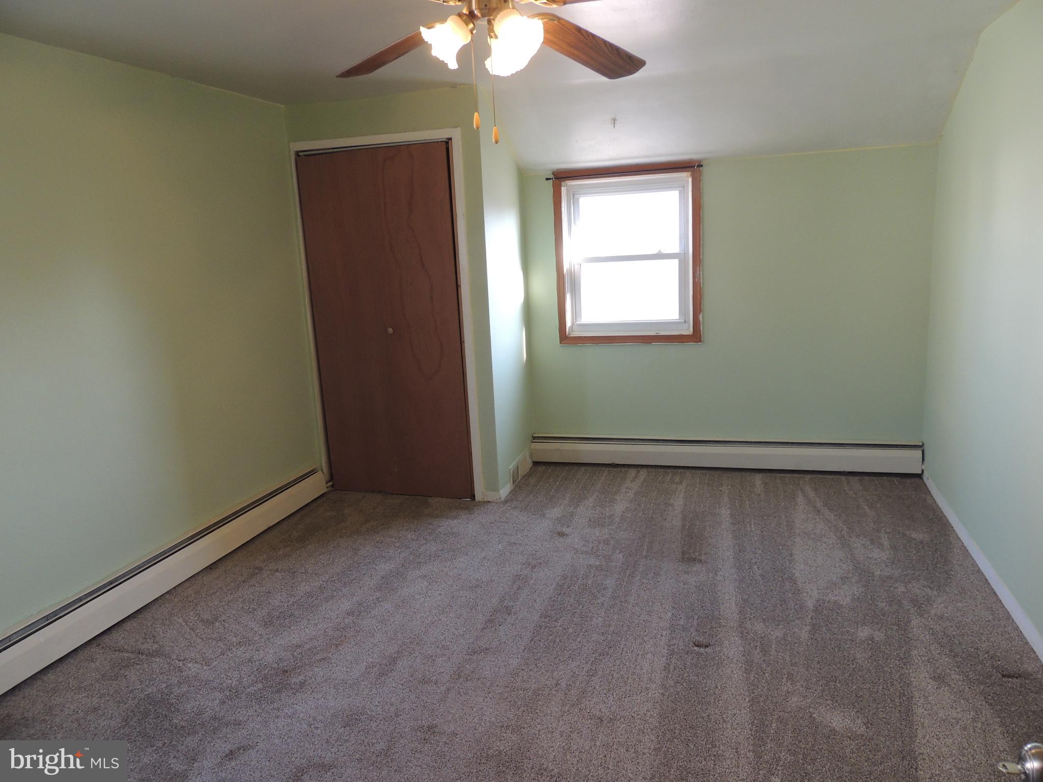 845 Quaint Street Secane, PA 19018 - Photo 29 of 33