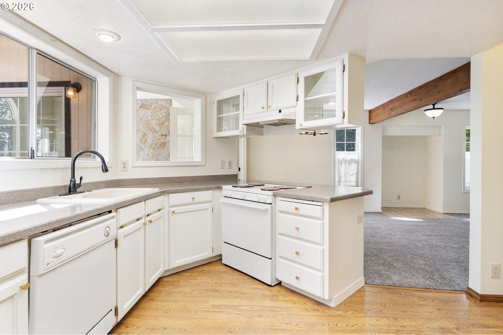 11280 Northwest McDaniel Road Portland, OR 97229 - Photo 10 of 43 Gallery Image 10