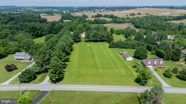 an aerial view of a houses