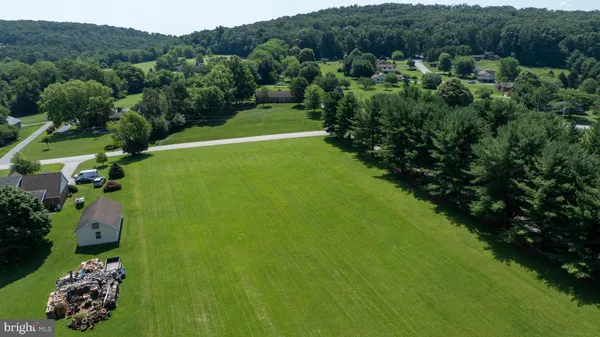 $159,900 | 445 Steinfelt Road, Red Lion, PA 17356