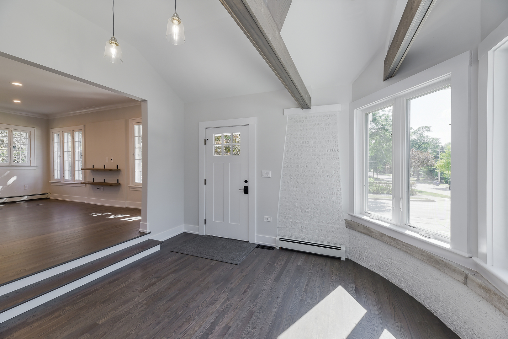 4008 Wolf Road Western Springs, IL 60558 - Photo 4 of 25