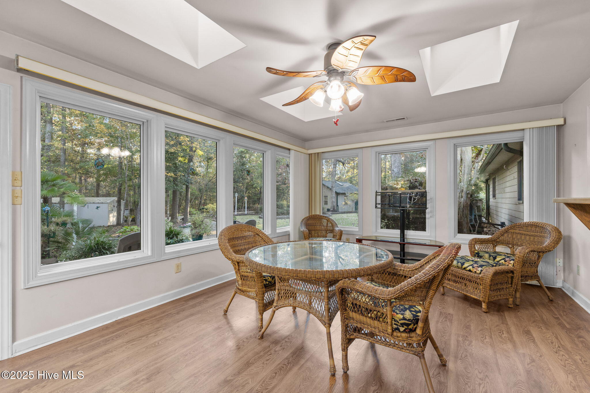 119 White Oak Bluff Road, Unit A Stella, NC 28582 - Photo 29 of 48 Sunroom