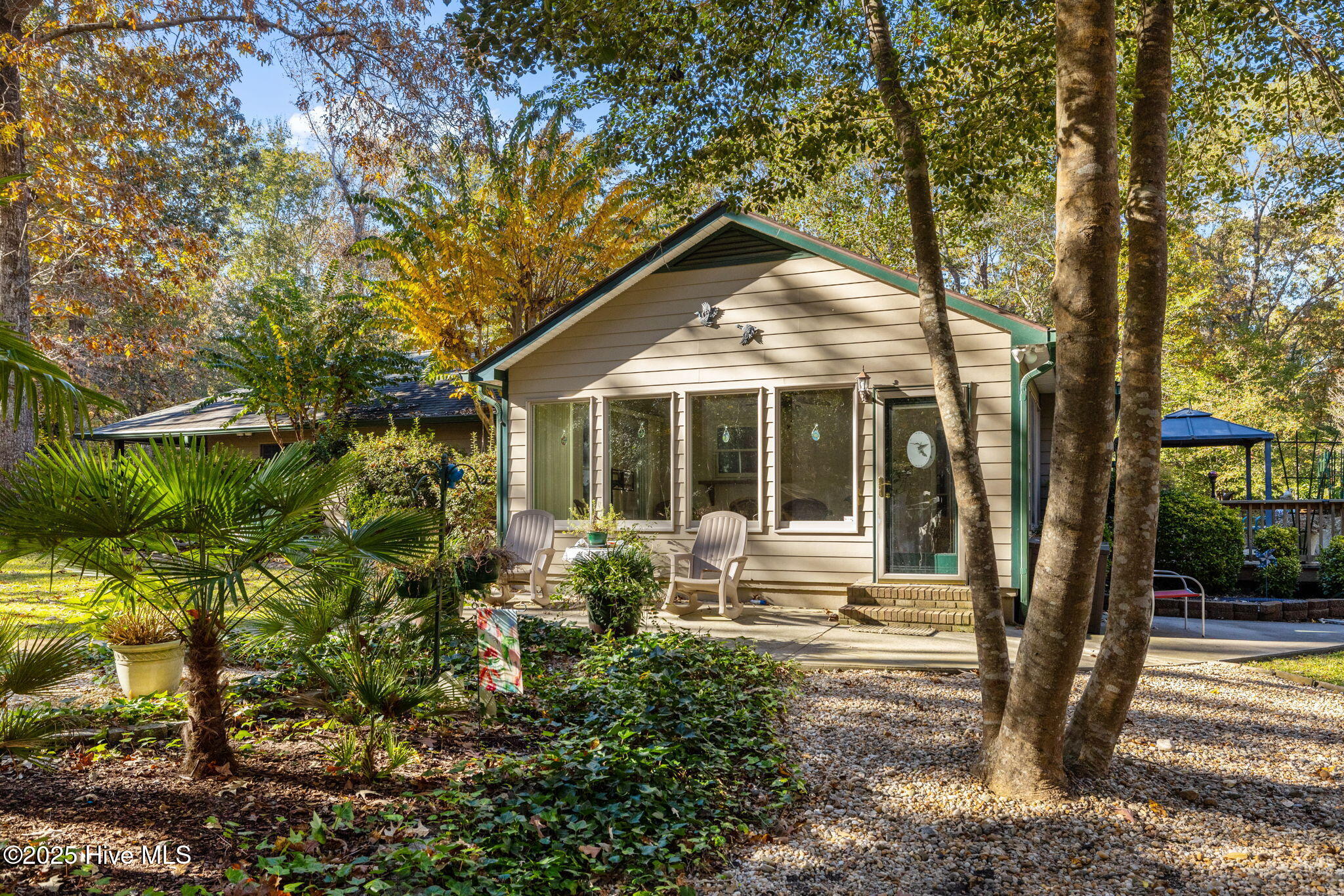 119 White Oak Bluff Road, Unit A Stella, NC 28582 - Photo 10 of 48 Sunroom Exterior