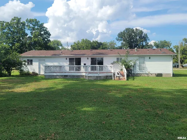 $48,000 | 405 East Fayette Avenue, Patoka, IL 62875