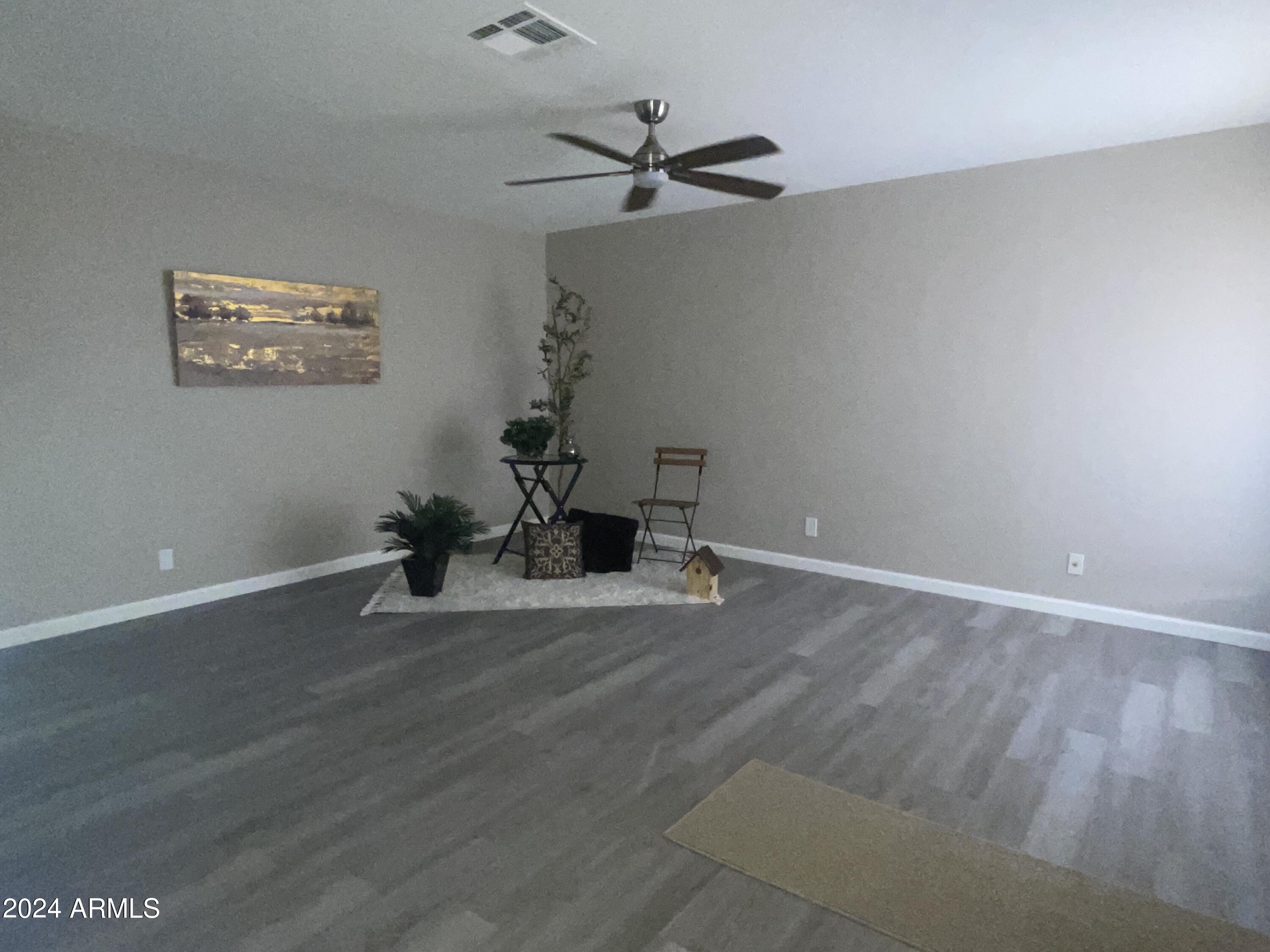 93 North Cooper Road, Unit 17 Chandler, AZ 85225 - Photo 5 of 33 IMG_3587