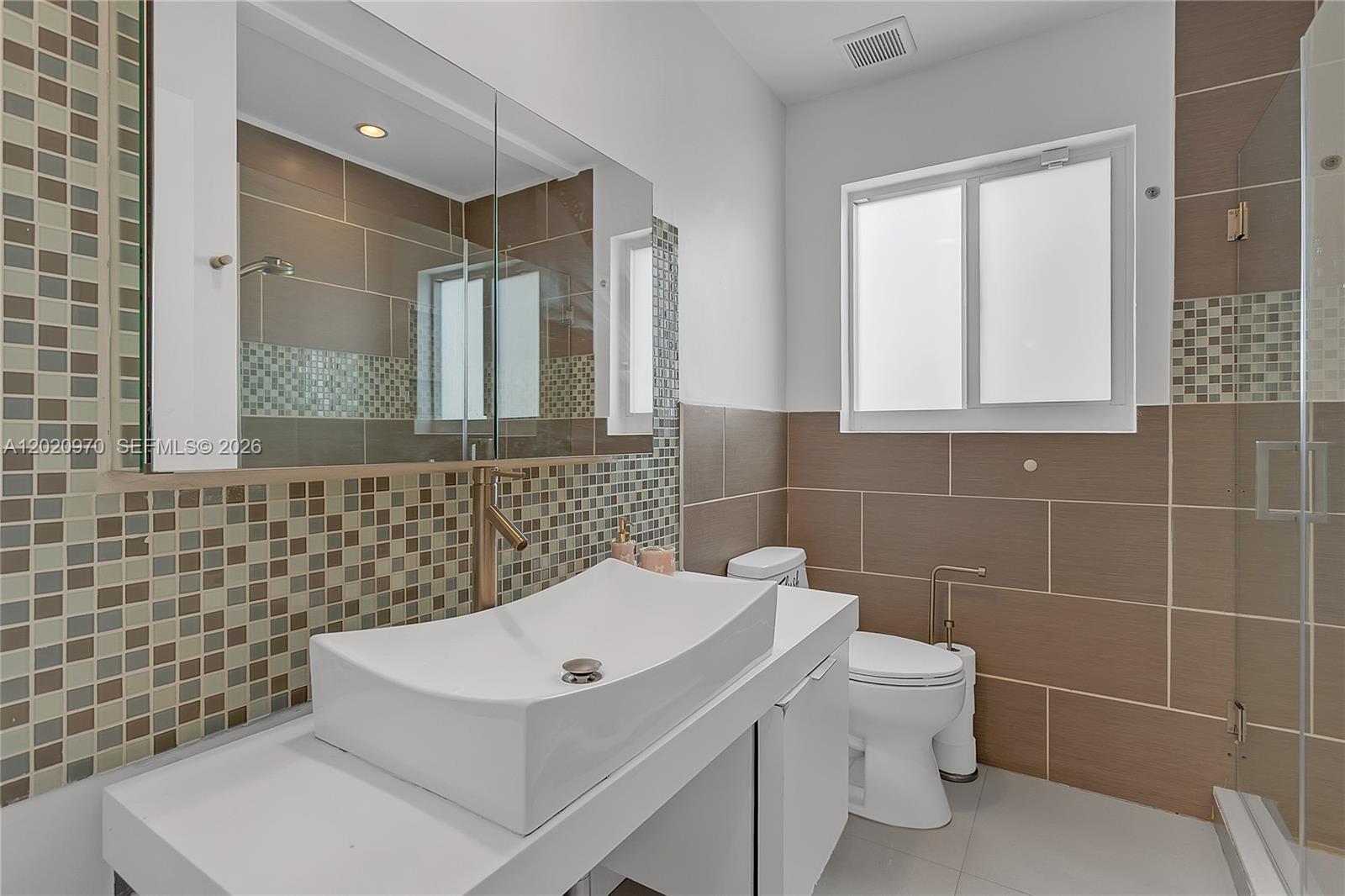 95 Shore Drive West Miami, FL 33133 - Photo 19 of 29