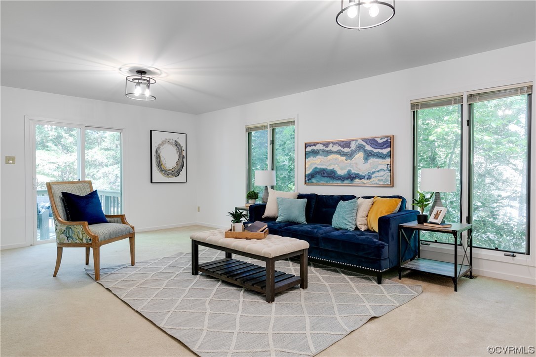 4000 Cheyenne Road Richmond, VA 23235 - Photo 22 of 50 a living room with furniture and a large window