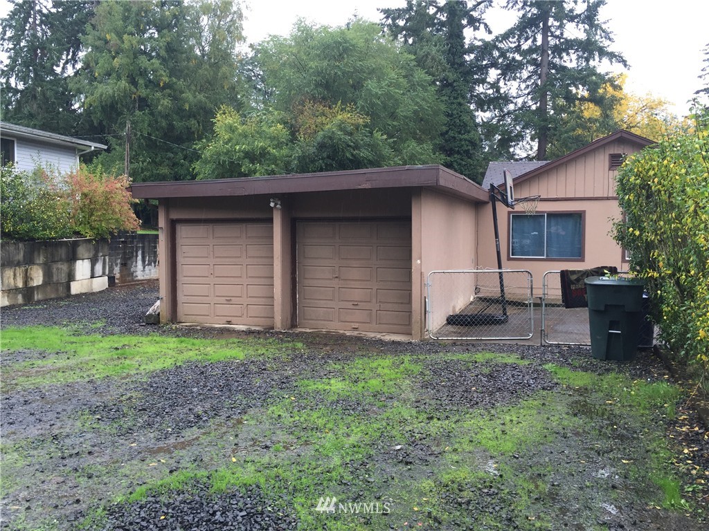121 Lone Oak Road Longview, WA 98632 - Photo 3 of 20 Gallery Image 3