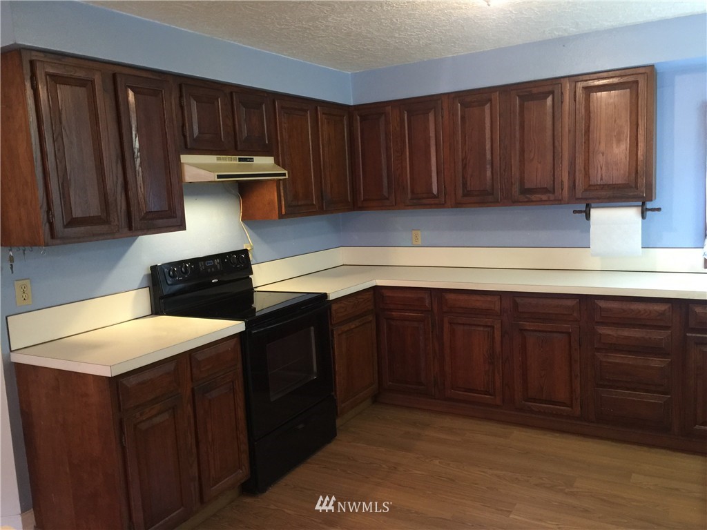 121 Lone Oak Road Longview, WA 98632 - Photo 4 of 20 Gallery Image 4
