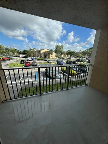 $1,875 | Undisclosed Address, Hollywood, FL 33025
