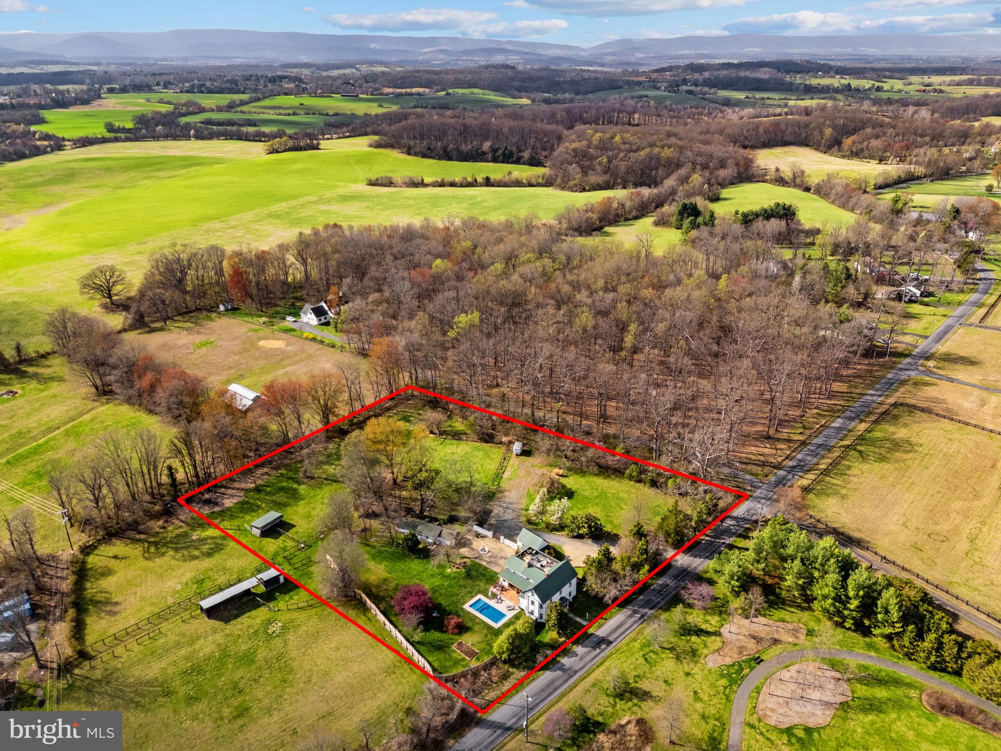 4094 Whiting Road Marshall, VA 20115 - Photo 12 of 69