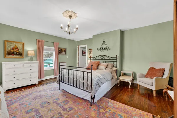 $950,000 | 4094 Whiting Road, Marshall, VA 20115