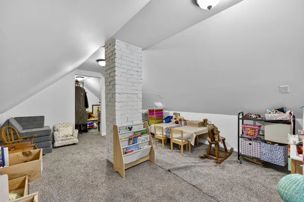 $950,000 | 4094 Whiting Road, Marshall, VA 20115