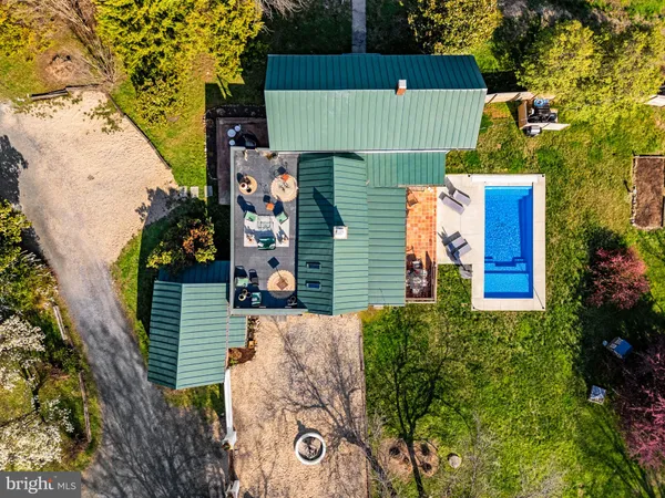 $950,000 | 4094 Whiting Road, Marshall, VA 20115