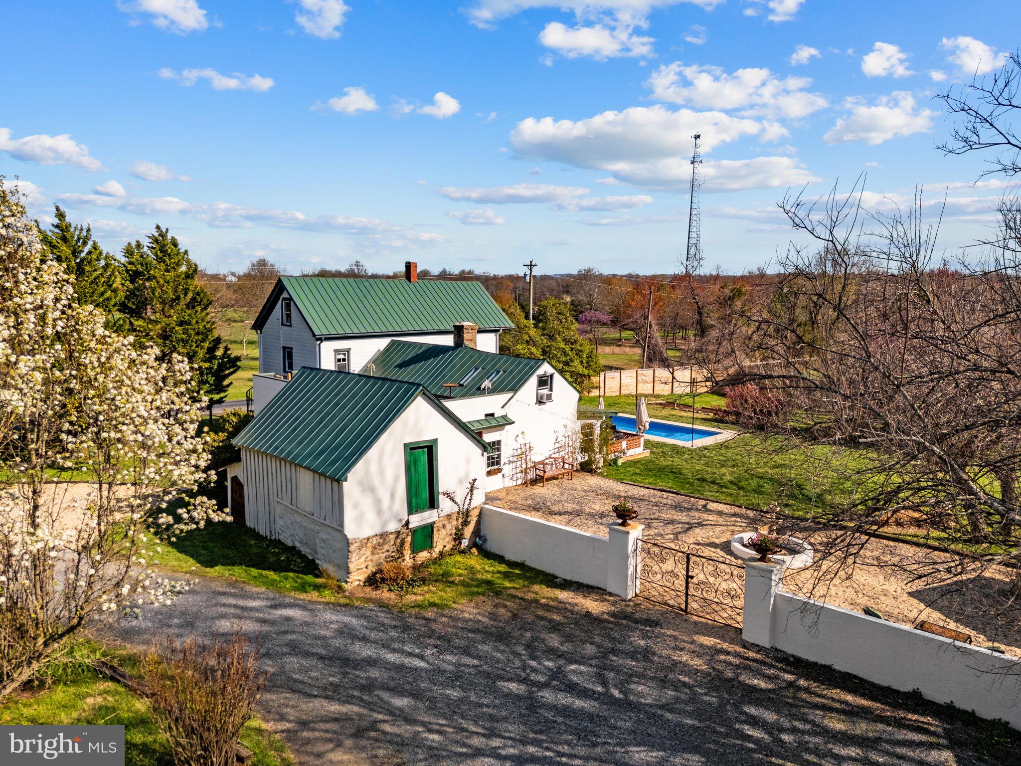 4094 Whiting Road Marshall, VA 20115 - Photo 9 of 69