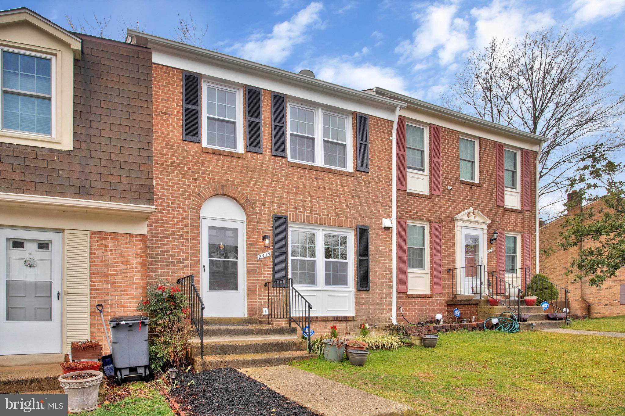 2919 Seminole Road Woodbridge, VA 22192 - Photo 2 of 30 Gallery Image 2