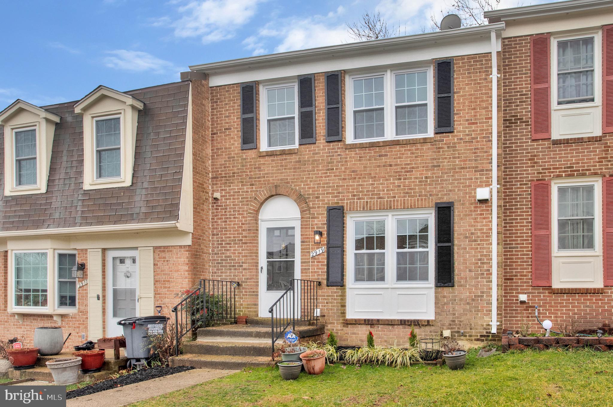2919 Seminole Road Woodbridge, VA 22192 - Photo 3 of 30 Gallery Image 3