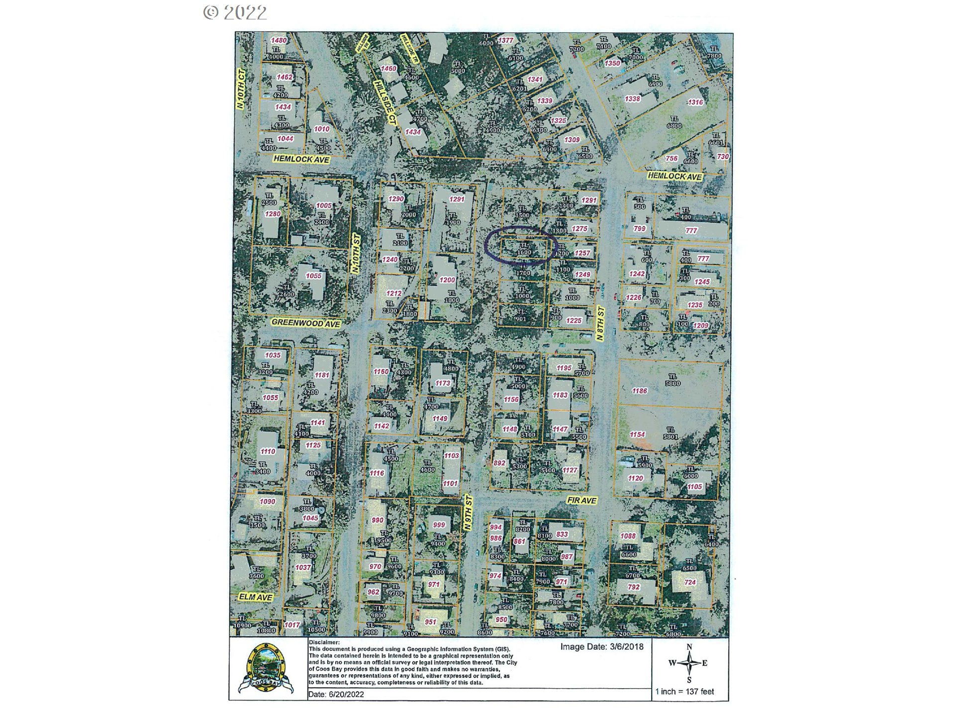 9th Street, Unit 1600 Coos Bay, OR 97420 - Photo 4 of 5 a picture of a bathroom with a shower curtain