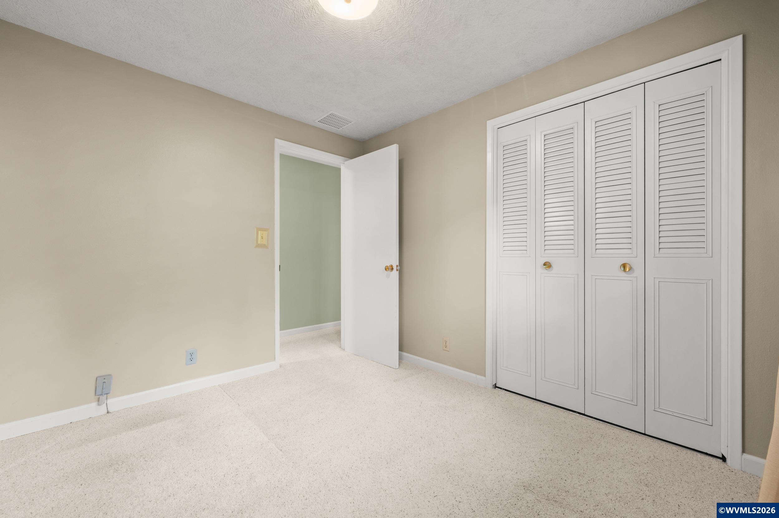 41886 Deerhorn Road Springfield, OR 97478 - Photo 33 of 49