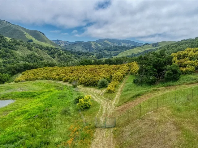 $3,785,000 | 7515 Santa Rosa Creek Road, Cambria, CA 93428