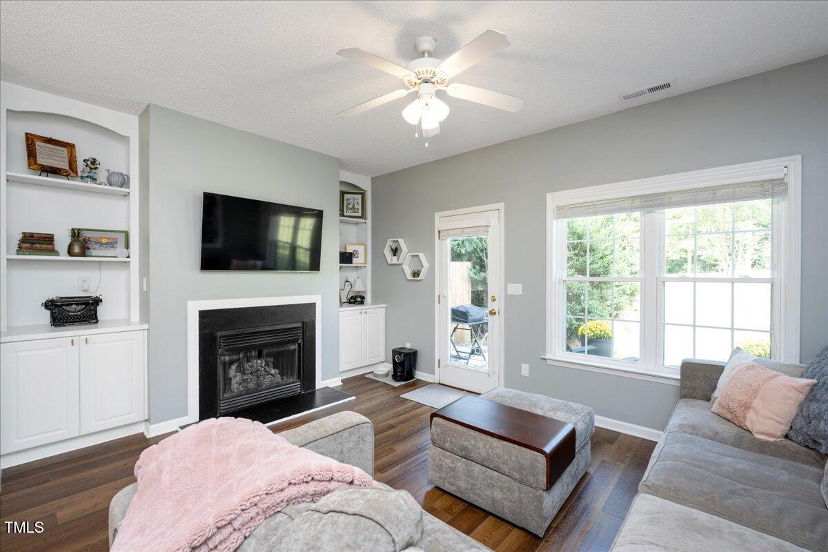 2340 Persimmon Ridge Drive Raleigh, NC 27604 - Photo 16 of 25 17-- 17