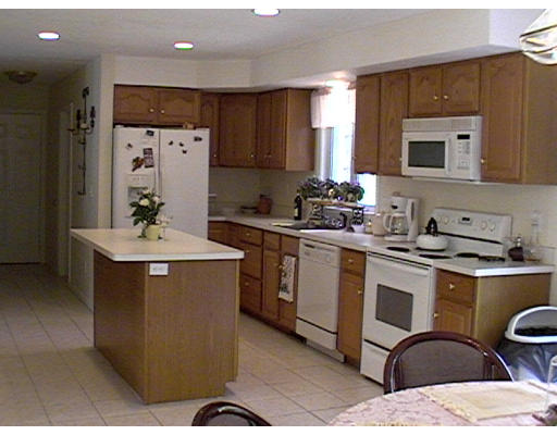 133 Wampanoag Road Raynham, MA 02767 - Photo 4 of 10 Gallery Image 4