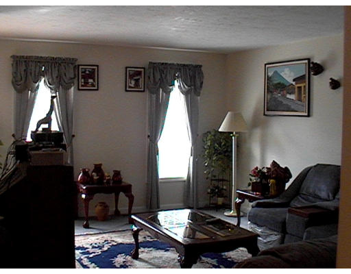 133 Wampanoag Road Raynham, MA 02767 - Photo 7 of 10 Gallery Image 7