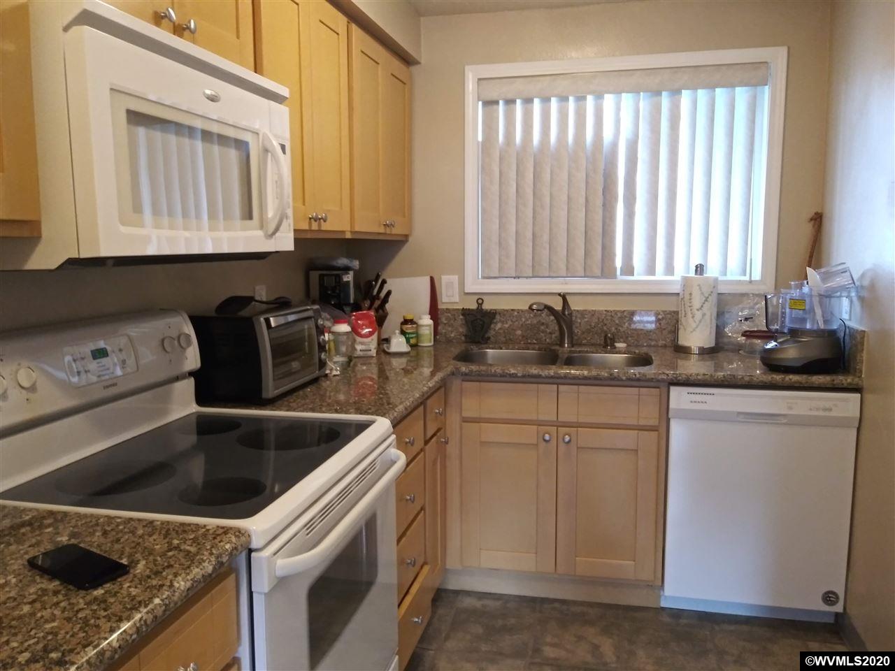 3768 Auburn Road Northeast Salem, OR 97301 - Photo 4 of 23 Gallery Image 4