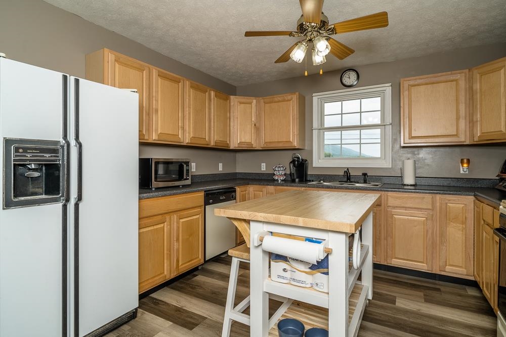 13654 Hopkins Gap Road Fulks Run, VA 22830 - Photo 13 of 44 Gallery Image 13