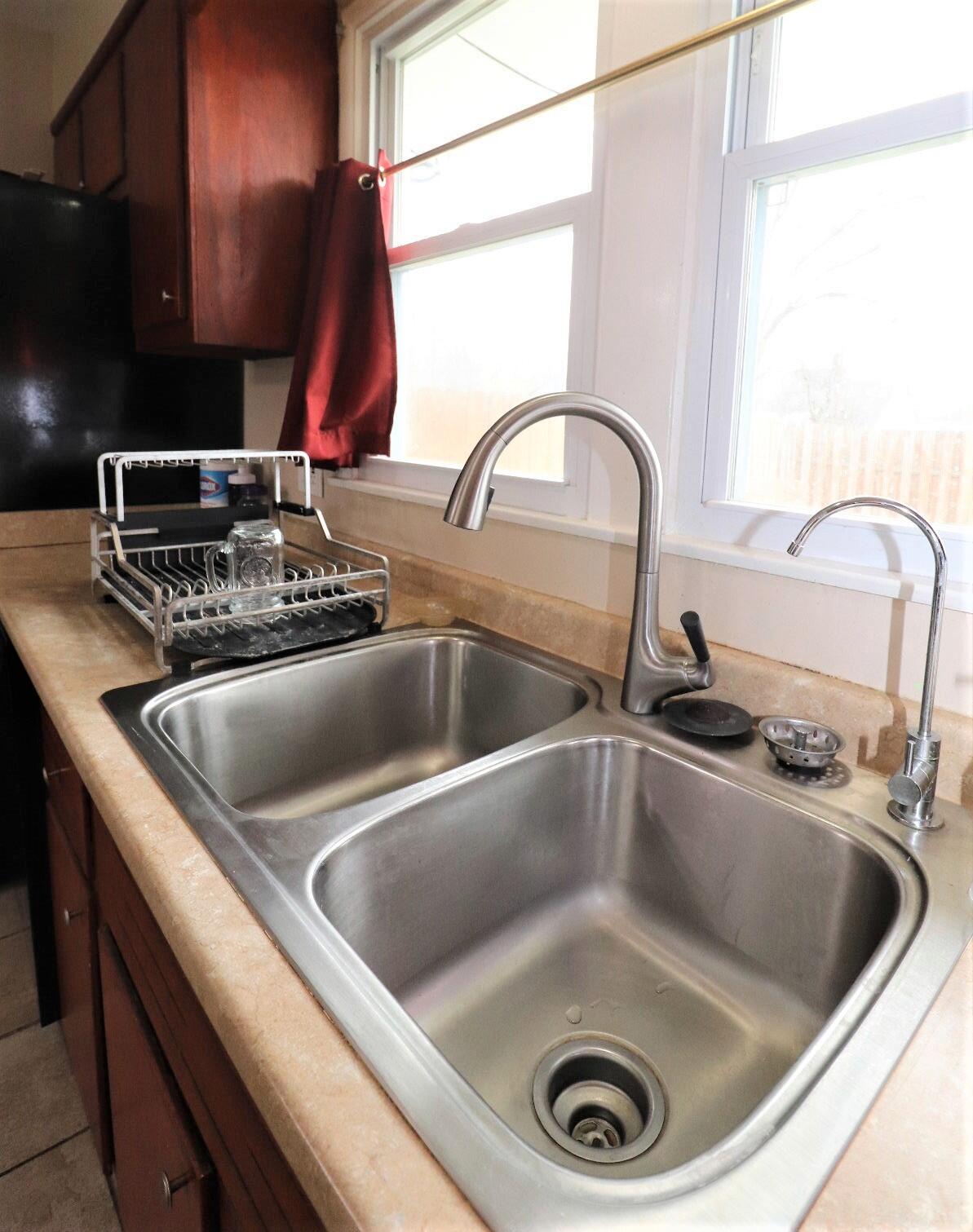 300 Danhurst Road Columbus, OH 43228 - Photo 15 of 39 Sink overlooking backyard