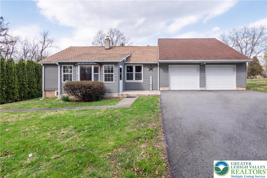 7309 Bell Gate Road Coopersburg, PA 18036 - Photo 2 of 46 South facing