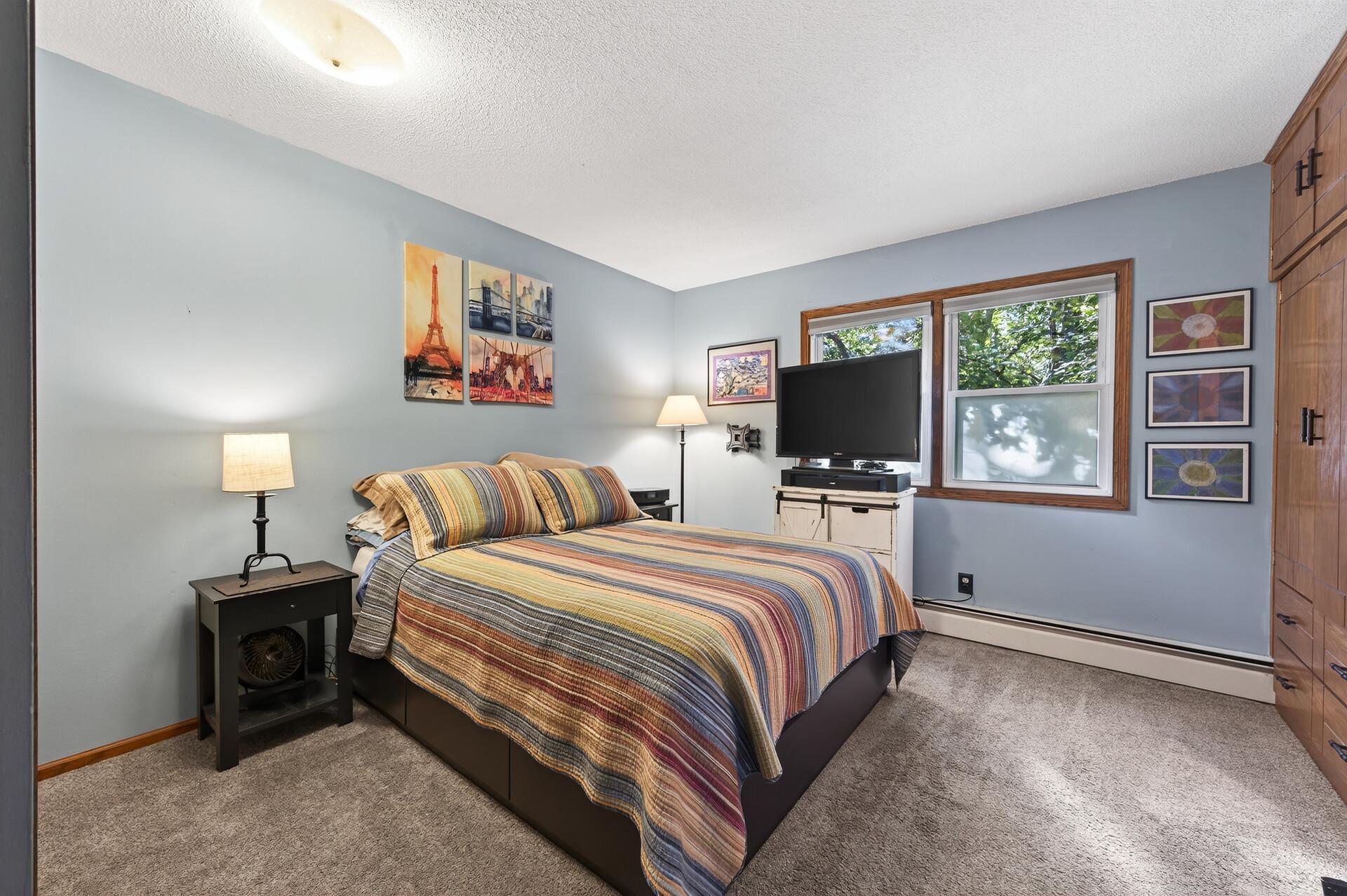 1641 Leone Avenue East St. Paul, MN 55106 - Photo 15 of 46