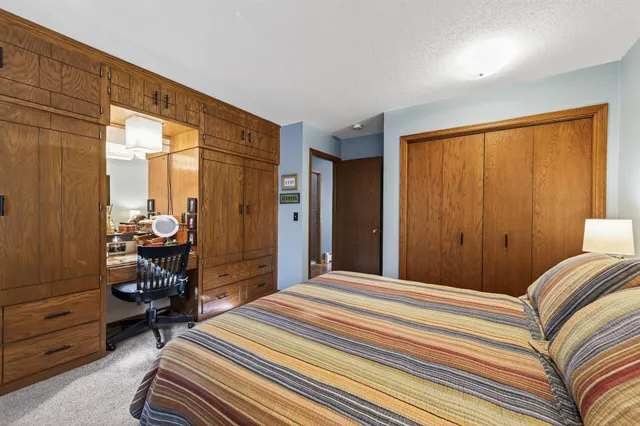 $385,000 | 1641 Leone Avenue East, St. Paul, MN 55106