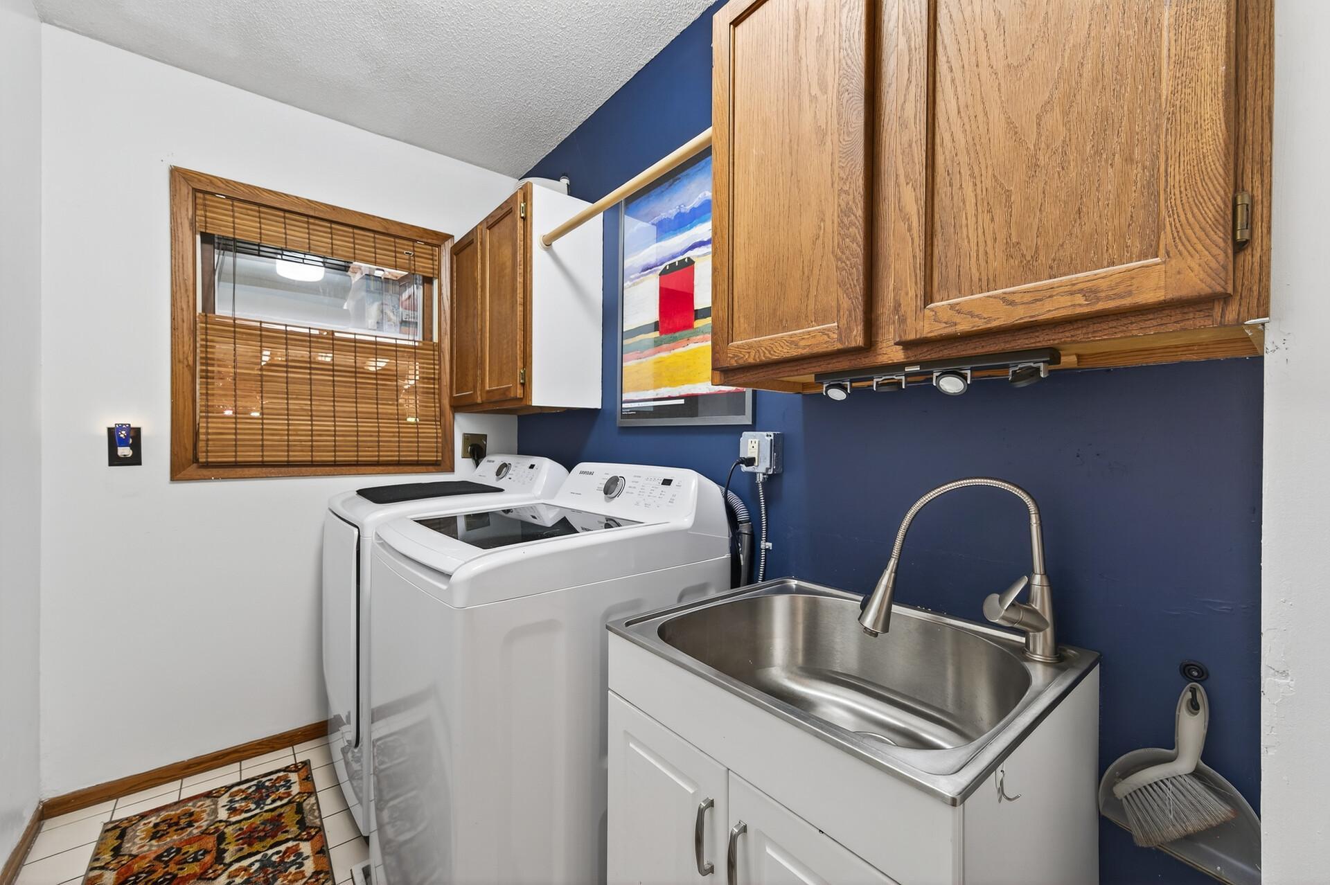 1641 Leone Avenue East St. Paul, MN 55106 - Photo 20 of 46