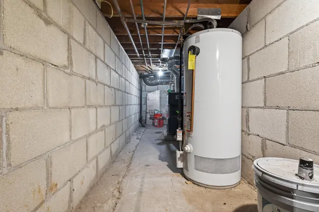 $385,000 | 1641 Leone Avenue East, St. Paul, MN 55106