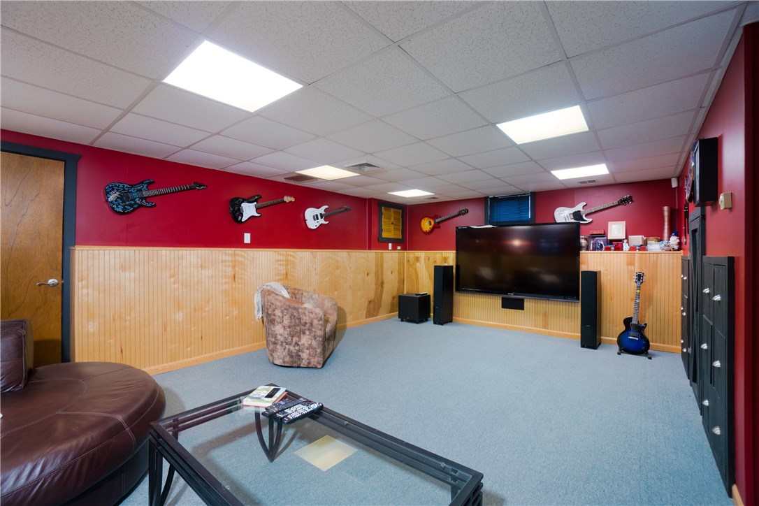 15 White Rock Road Coventry, RI 02816 - Photo 34 of 40
