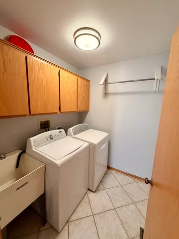 $339,000 | 19301 Enclave Lane, Tinley Park, IL 60487