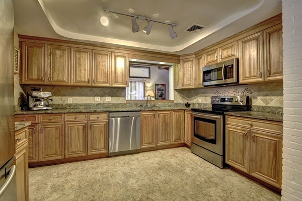 1 Lisa Road Peabody, MA 01960 - Photo 15 of 28 Gallery Image 15