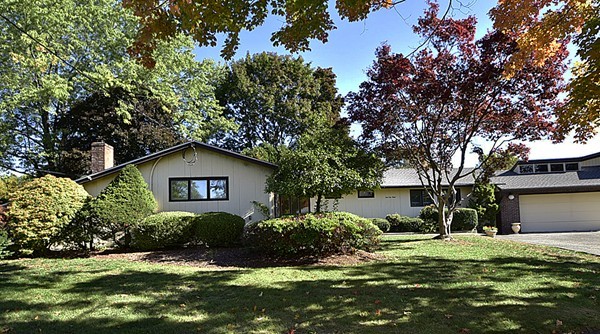 1 Lisa Road Peabody, MA 01960 - Photo 3 of 28 Gallery Image 3