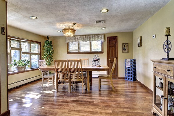 1 Lisa Road Peabody, MA 01960 - Photo 8 of 28 Gallery Image 8