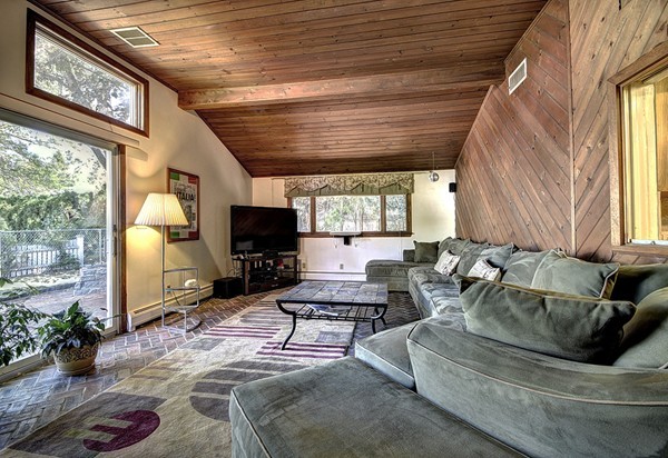 1 Lisa Road Peabody, MA 01960 - Photo 9 of 28 Gallery Image 9