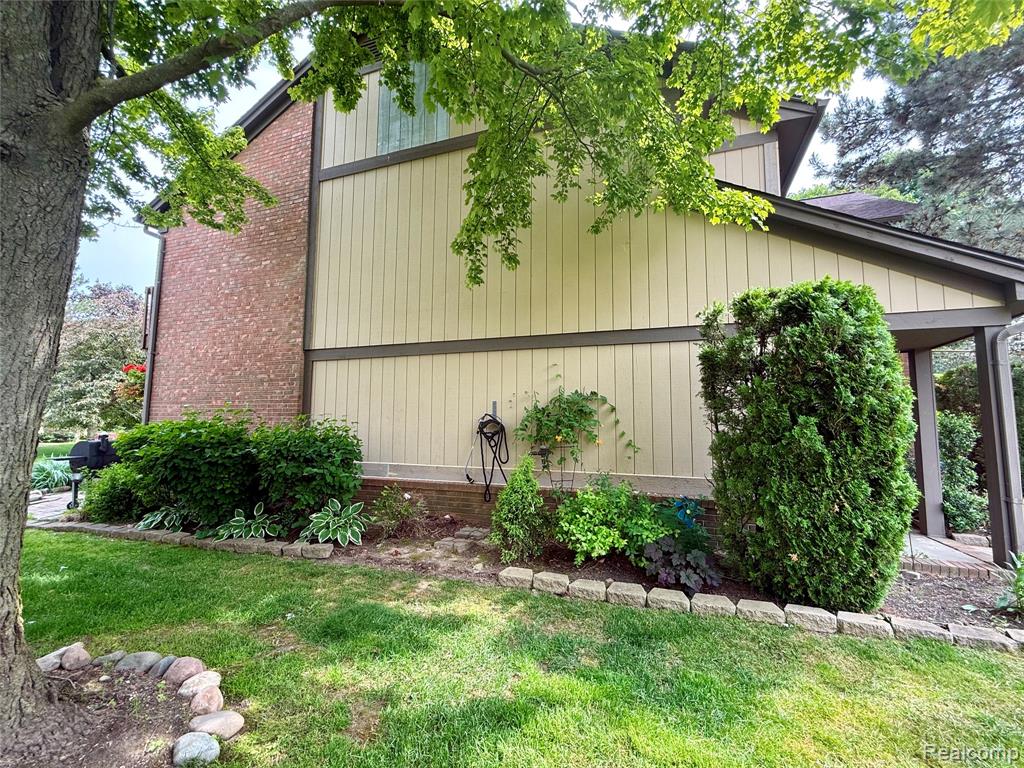 1550 Meadowside Drive, Unit 187 Rochester, MI 48307 - Photo 2 of 43