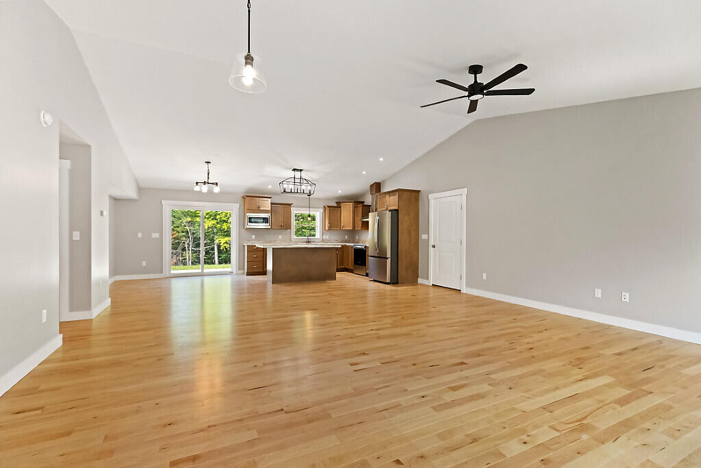 11 Maple Road Sidney, ME 04330 - Photo 18 of 59 26_BP5A4668_DxO_mls