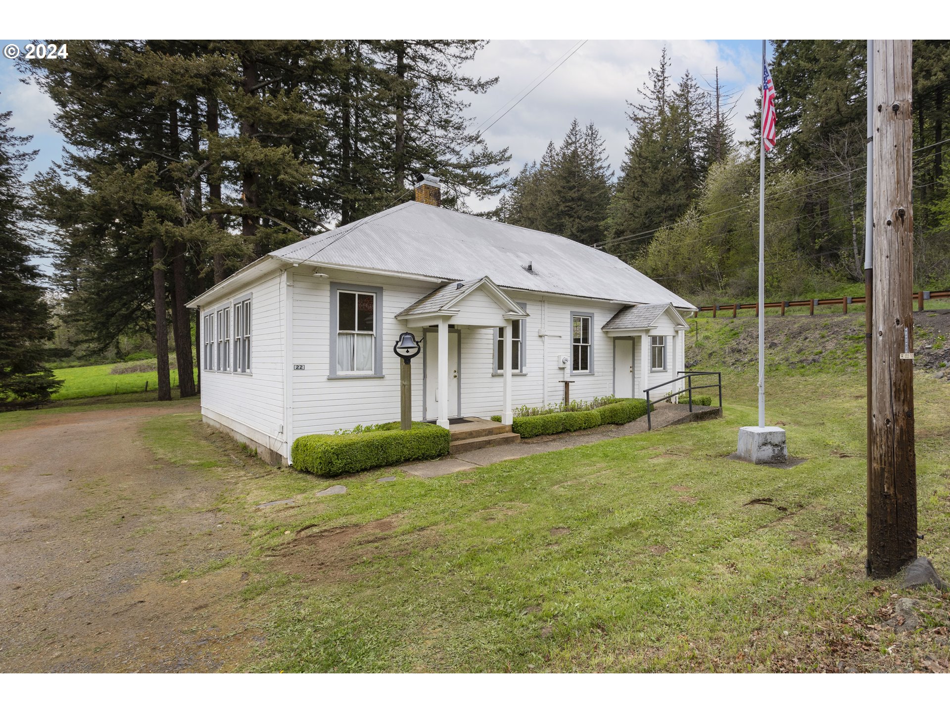 22 Prindle Road Washougal, WA 98671 - Photo 2 of 35 Gallery Image 2